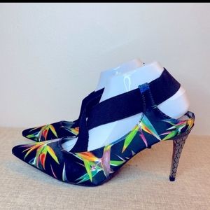 Unique heels